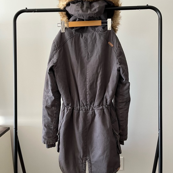 Bench Parka - Picture 3 of 5